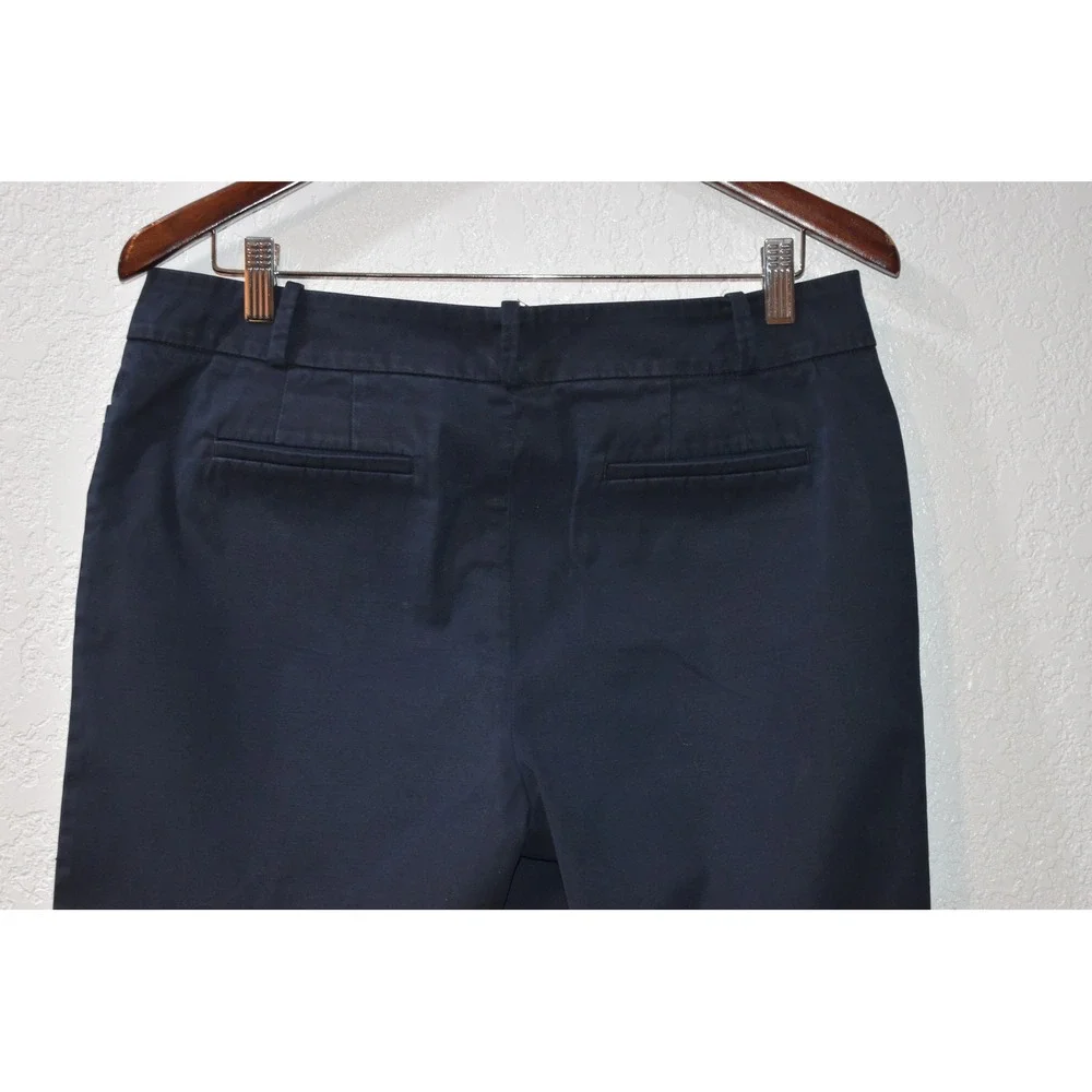 Talbots 8 Chino Shorts Stretch Cotton Knee Length Modest Navy Blue Pockets